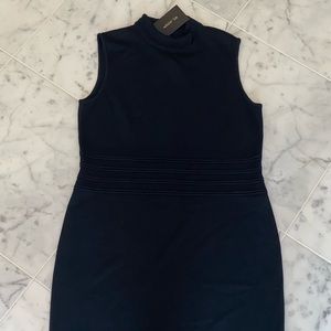Gorgeous St. John Dress Black Sleeveless